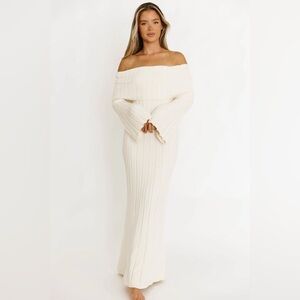 Evella Maxi Dress in Cream - Bump Friendly & Inclusive Sizing